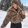 Blanita damă Yara
